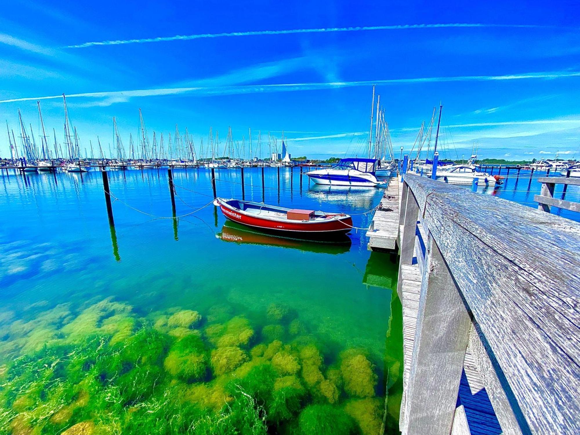 Suedstrand-Ferienwohnung-Suhr Burgtiefe auf Fehmarn Exterior foto
